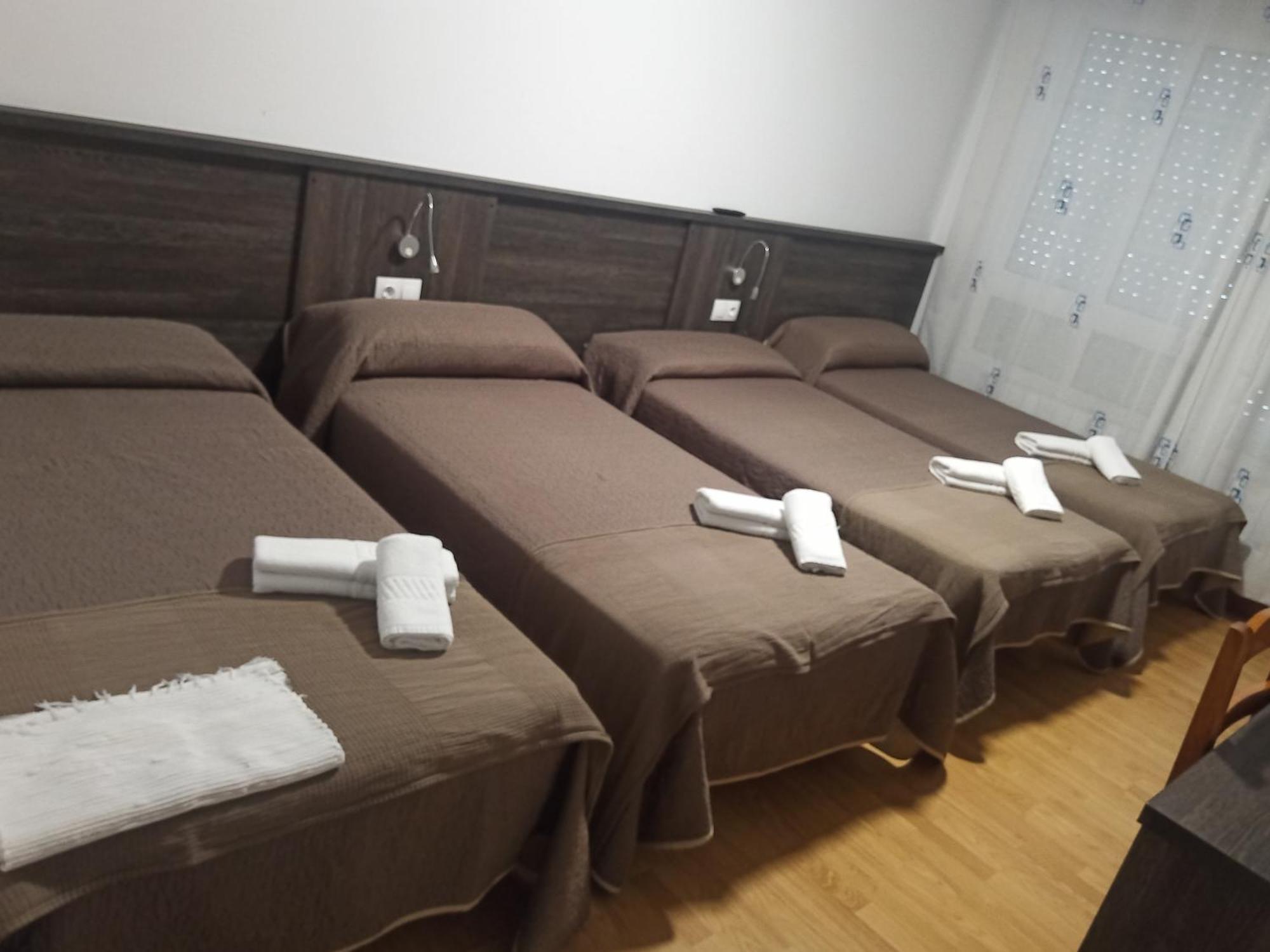 Pension Km66 Palas De Rei Εξωτερικό φωτογραφία